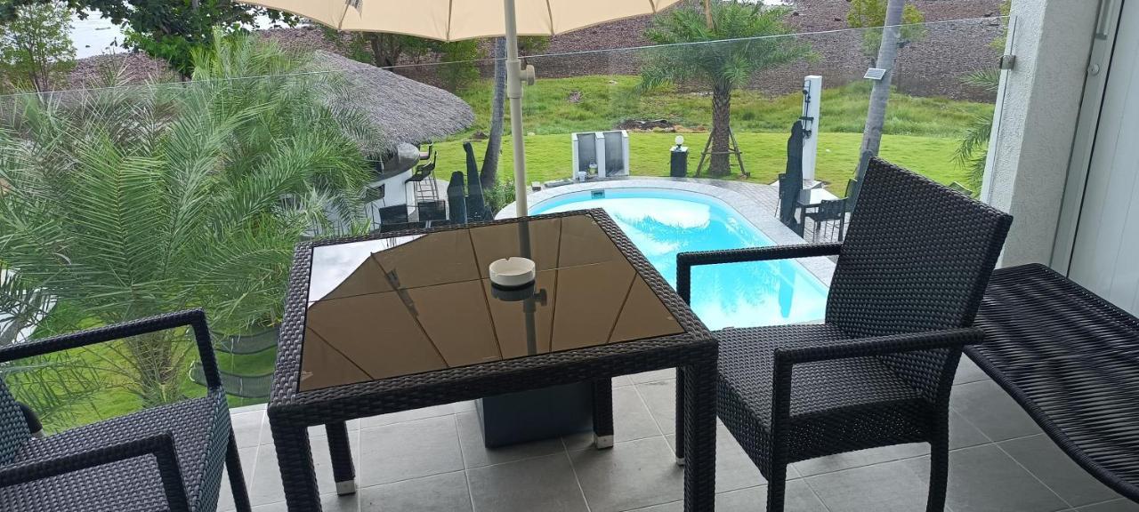 Ganze Villa Beachfront-Pool-Villa-Apartment 코창 외부 사진